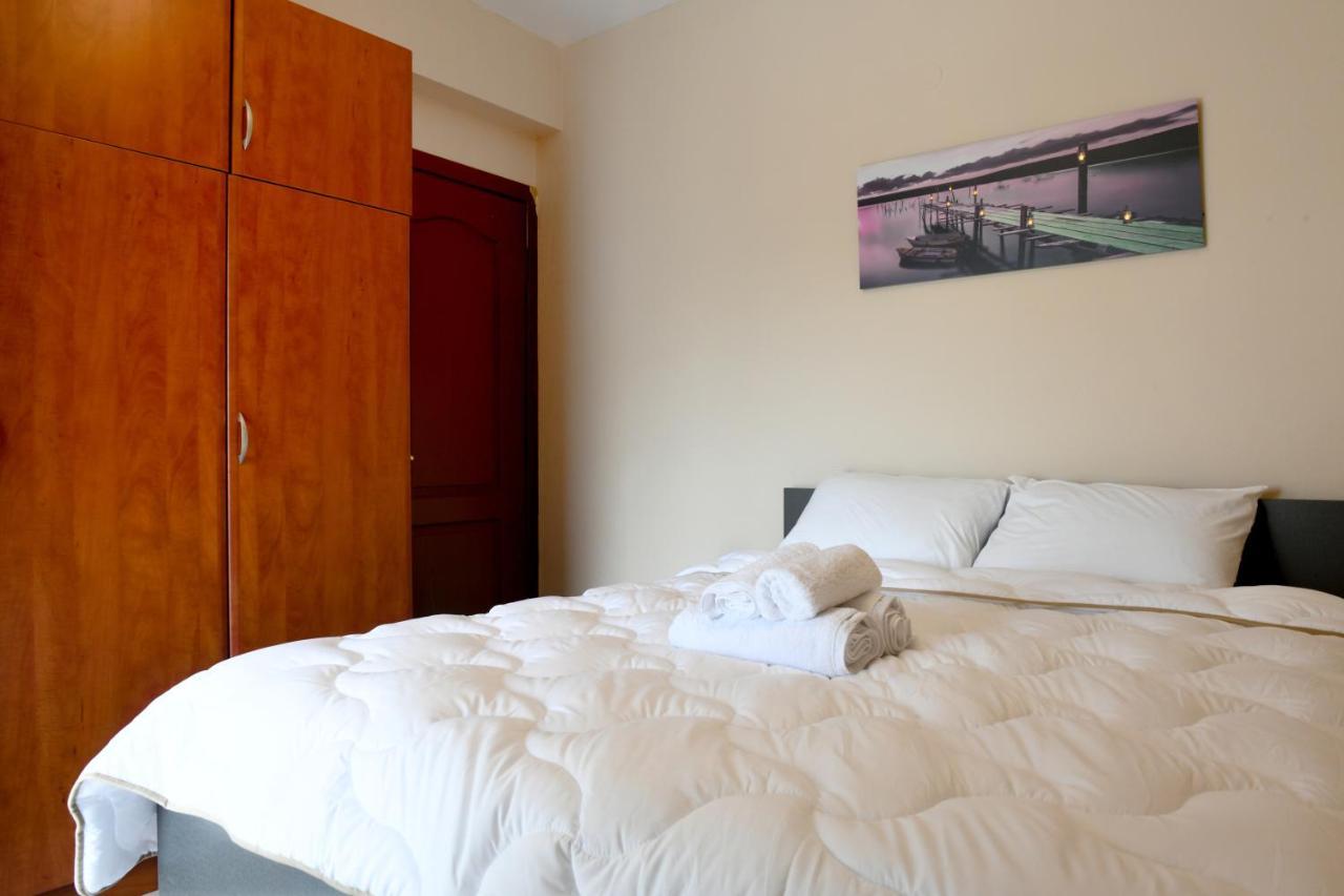 Papi'S Free Parking Apartments 2 - 2 Bedroom อเล็กซานโดรโพลิส ภายนอก รูปภาพ