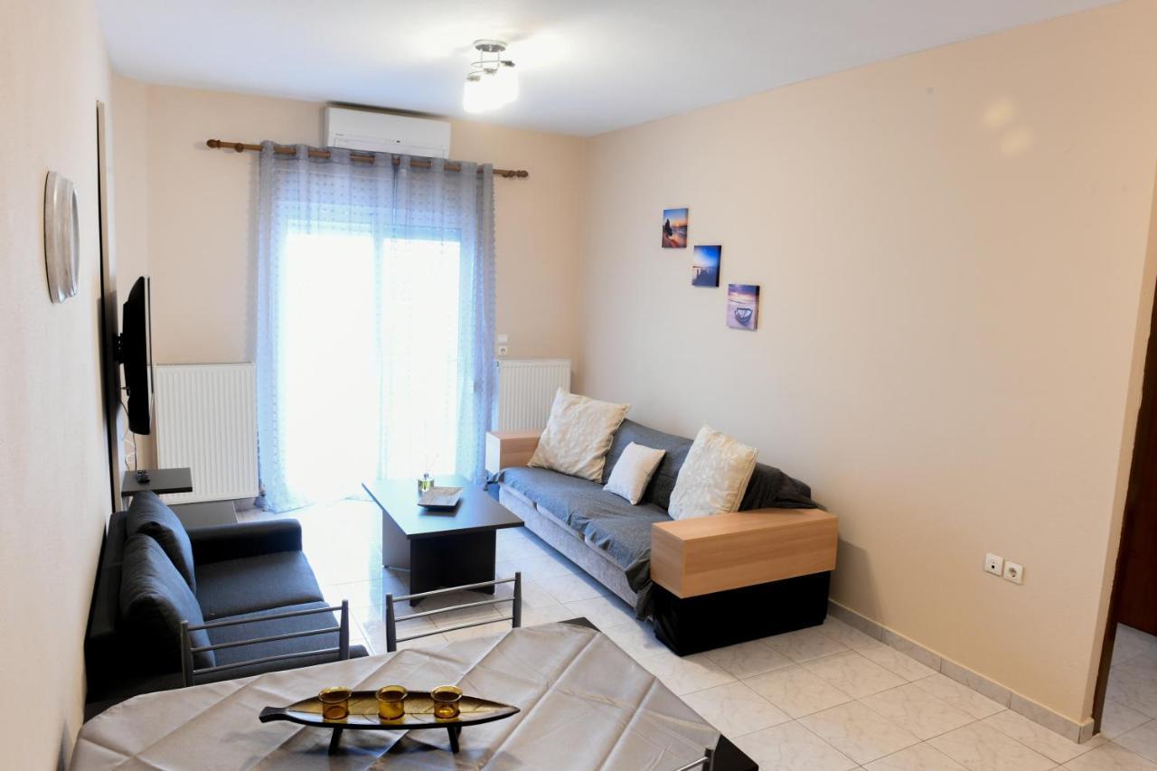 Papi'S Free Parking Apartments 2 - 2 Bedroom อเล็กซานโดรโพลิส ภายนอก รูปภาพ