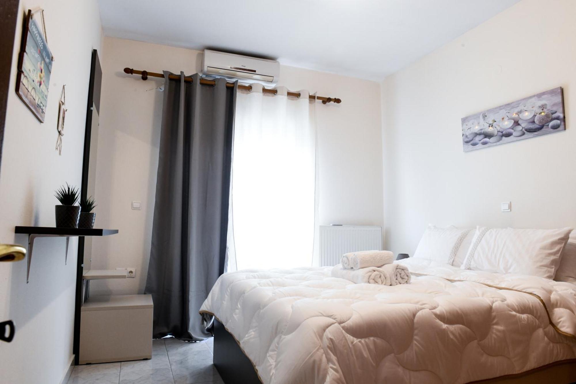 Papi'S Free Parking Apartments 2 - 2 Bedroom อเล็กซานโดรโพลิส ภายนอก รูปภาพ