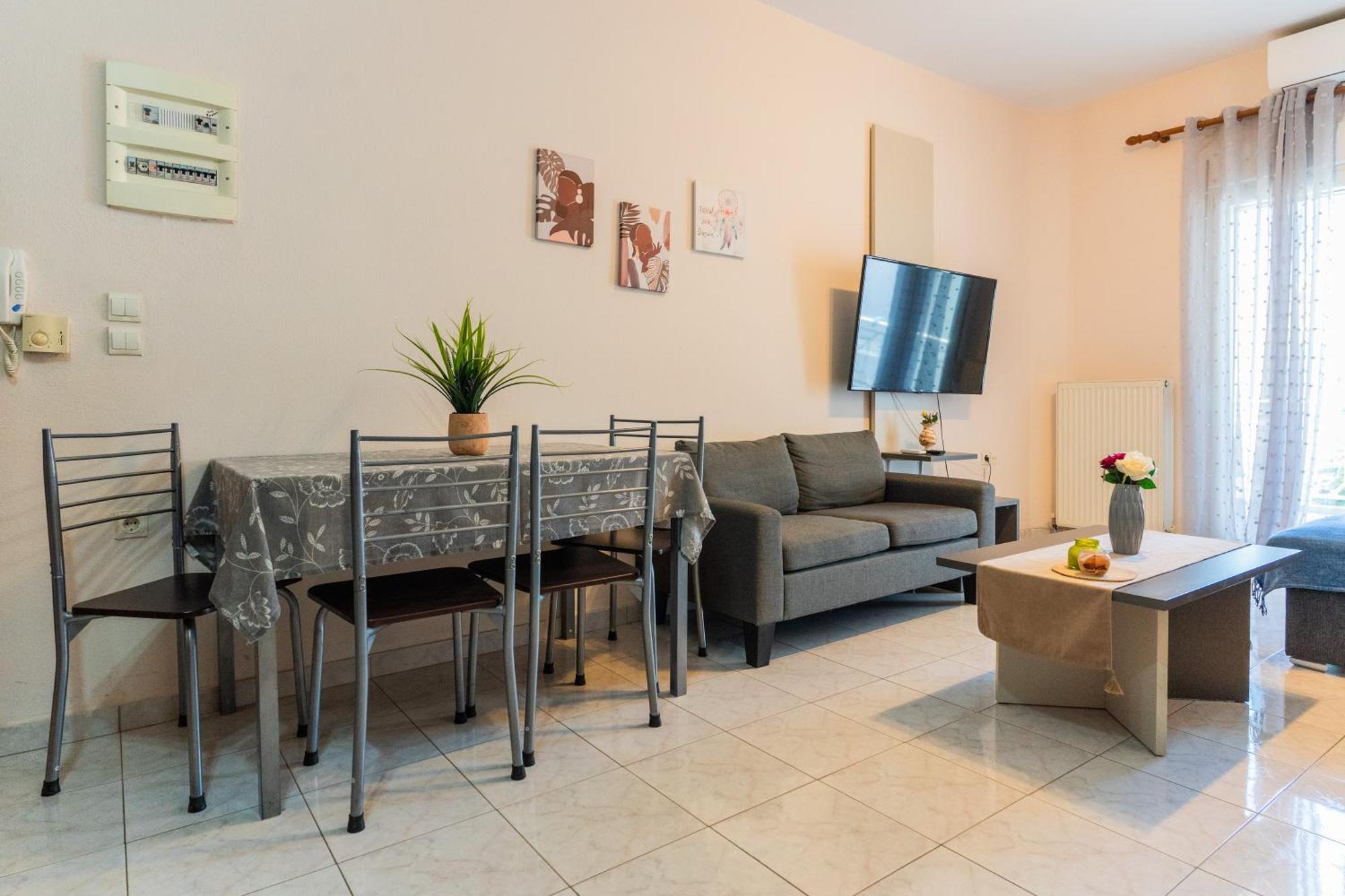 Papi'S Free Parking Apartments 2 - 2 Bedroom อเล็กซานโดรโพลิส ภายนอก รูปภาพ