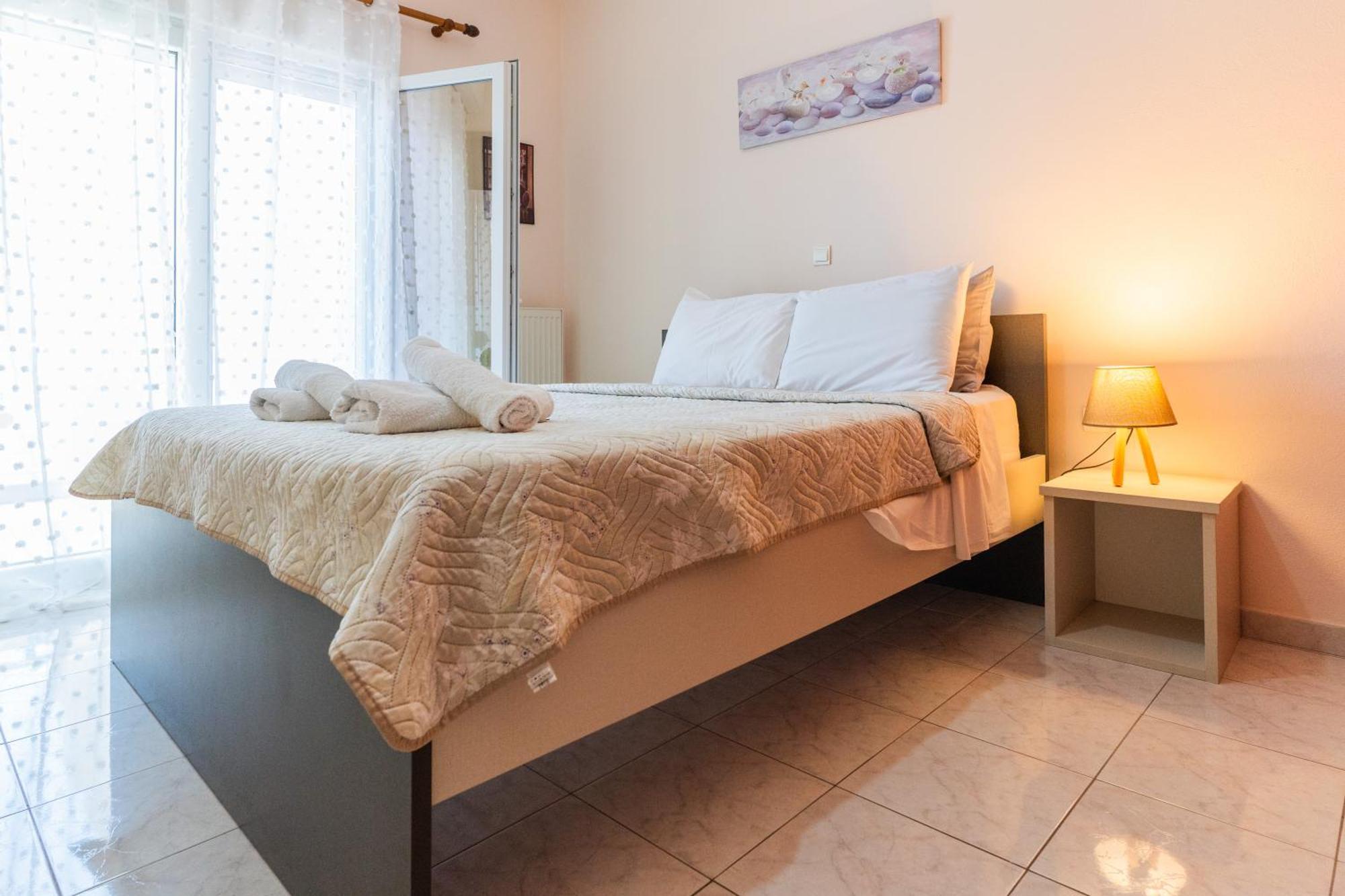 Papi'S Free Parking Apartments 2 - 2 Bedroom อเล็กซานโดรโพลิส ภายนอก รูปภาพ