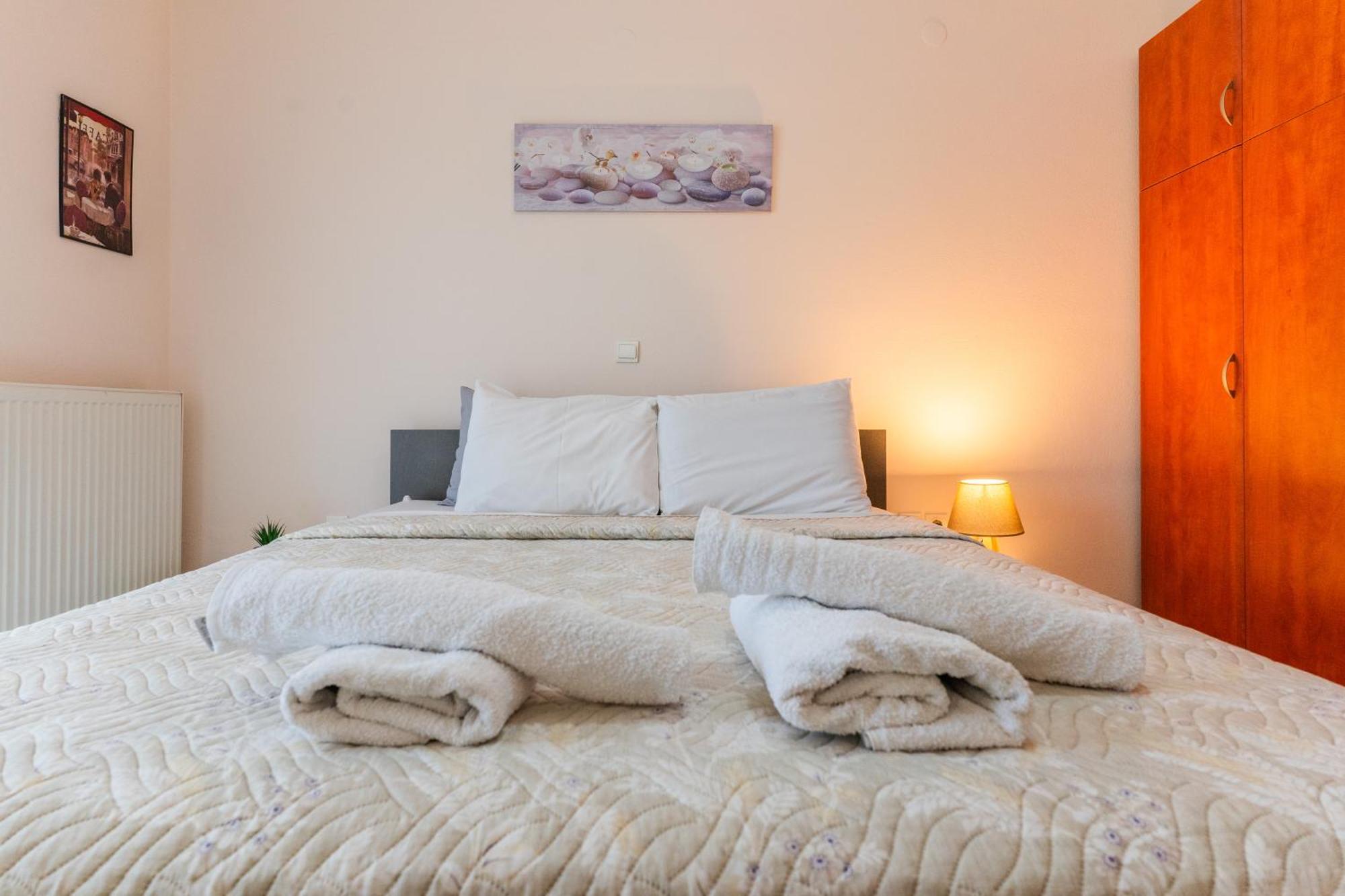Papi'S Free Parking Apartments 2 - 2 Bedroom อเล็กซานโดรโพลิส ภายนอก รูปภาพ