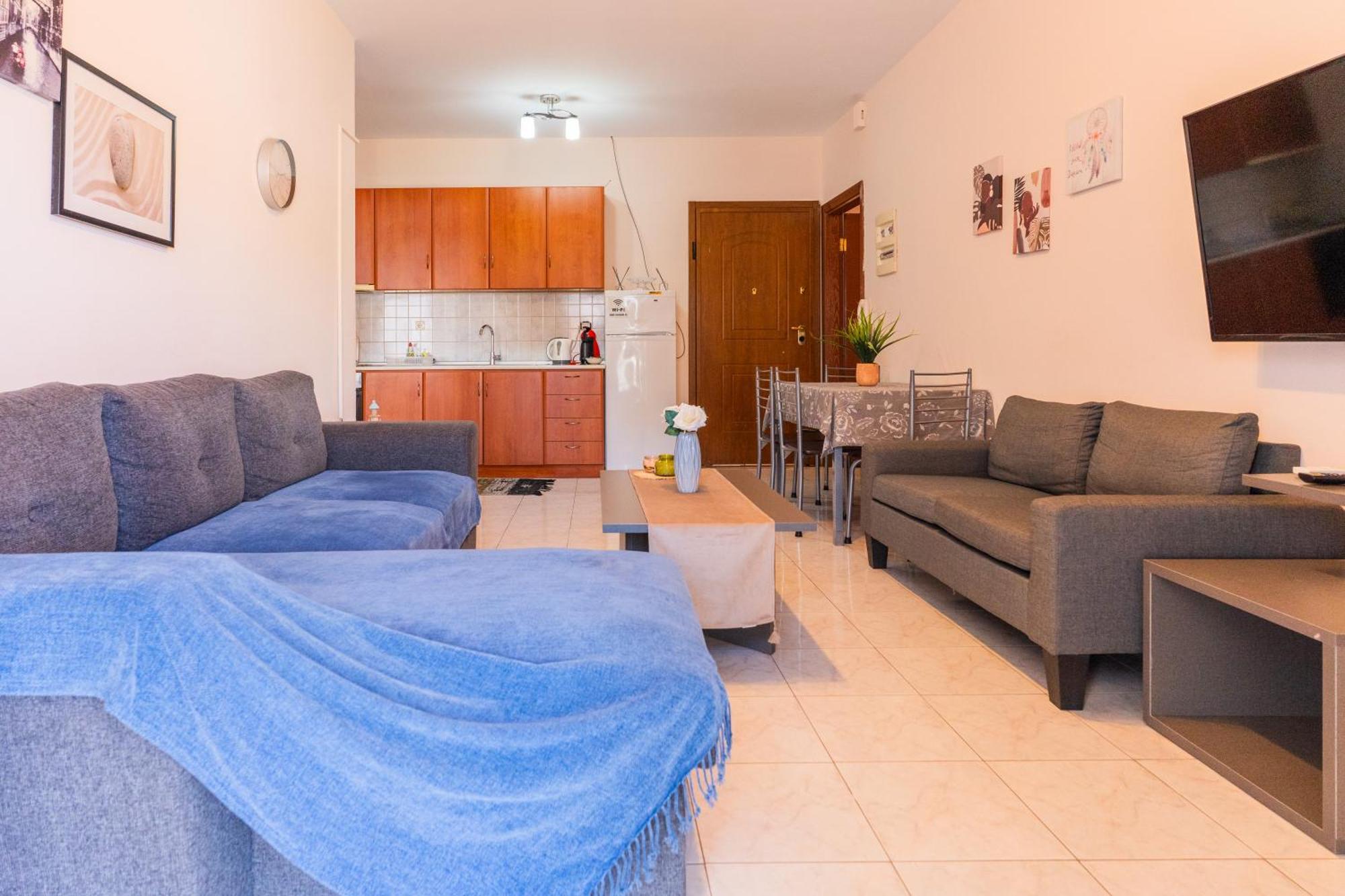Papi'S Free Parking Apartments 2 - 2 Bedroom อเล็กซานโดรโพลิส ภายนอก รูปภาพ